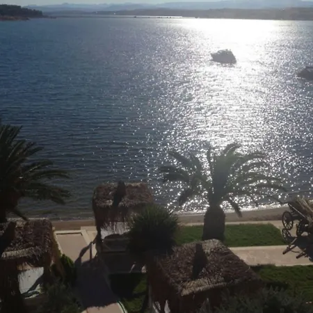 Erol - Sadece Yetişkin Otel 3*