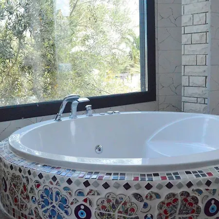 Otel Erol - Sadece Yetişkin Ayvalı