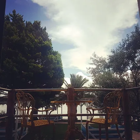 Erol - Sadece Yetişkin Otel Ayvalı