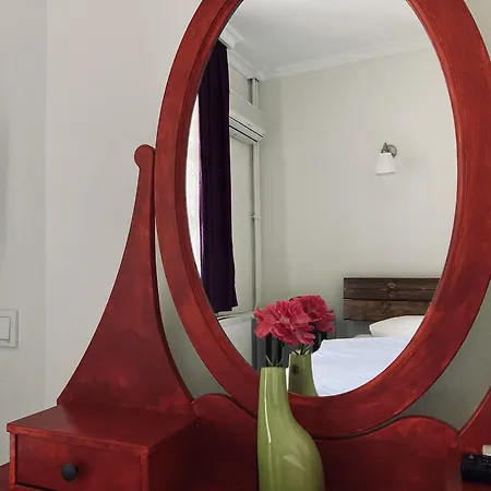 Erol - Sadece Yetişkin Otel 3*