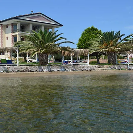 Erol - Sadece Yetişkin Otel Ayvalı